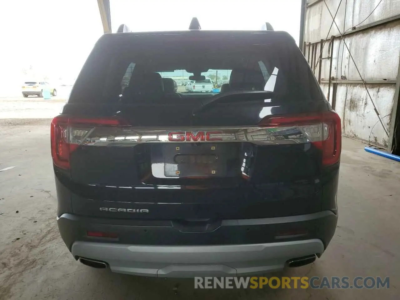 6 Photograph of a damaged car 1GKKNMLS0MZ134768 GMC ACADIA 2021