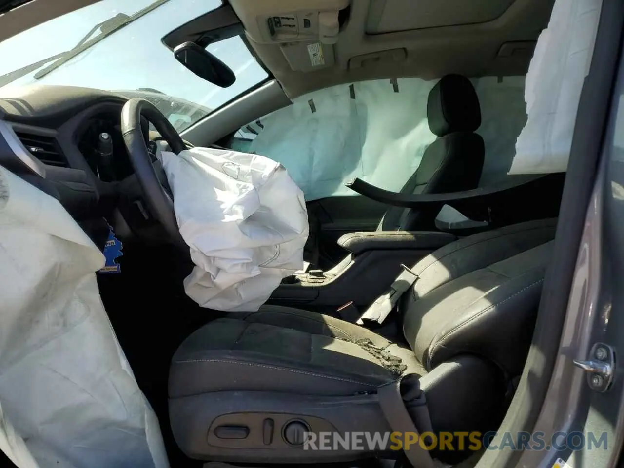 7 Photograph of a damaged car 1GKKNMLS1MZ159940 GMC ACADIA 2021