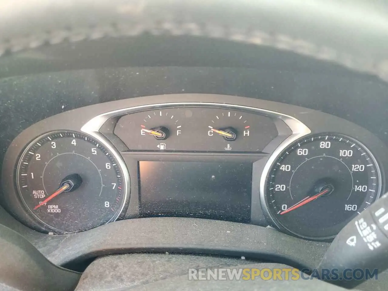 9 Photograph of a damaged car 1GKKNMLS1MZ159940 GMC ACADIA 2021