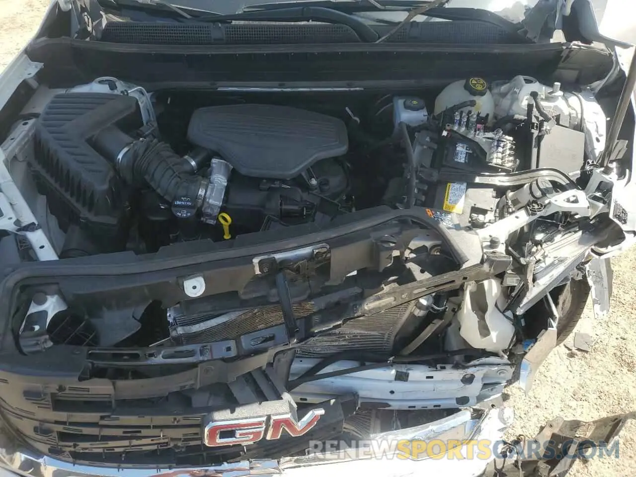 14 Photograph of a damaged car 1GKKNMLS1MZ223152 GMC ACADIA 2021