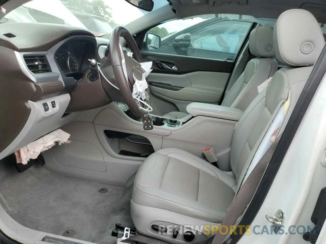 7 Photograph of a damaged car 1GKKNMLS1MZ234345 GMC ACADIA 2021