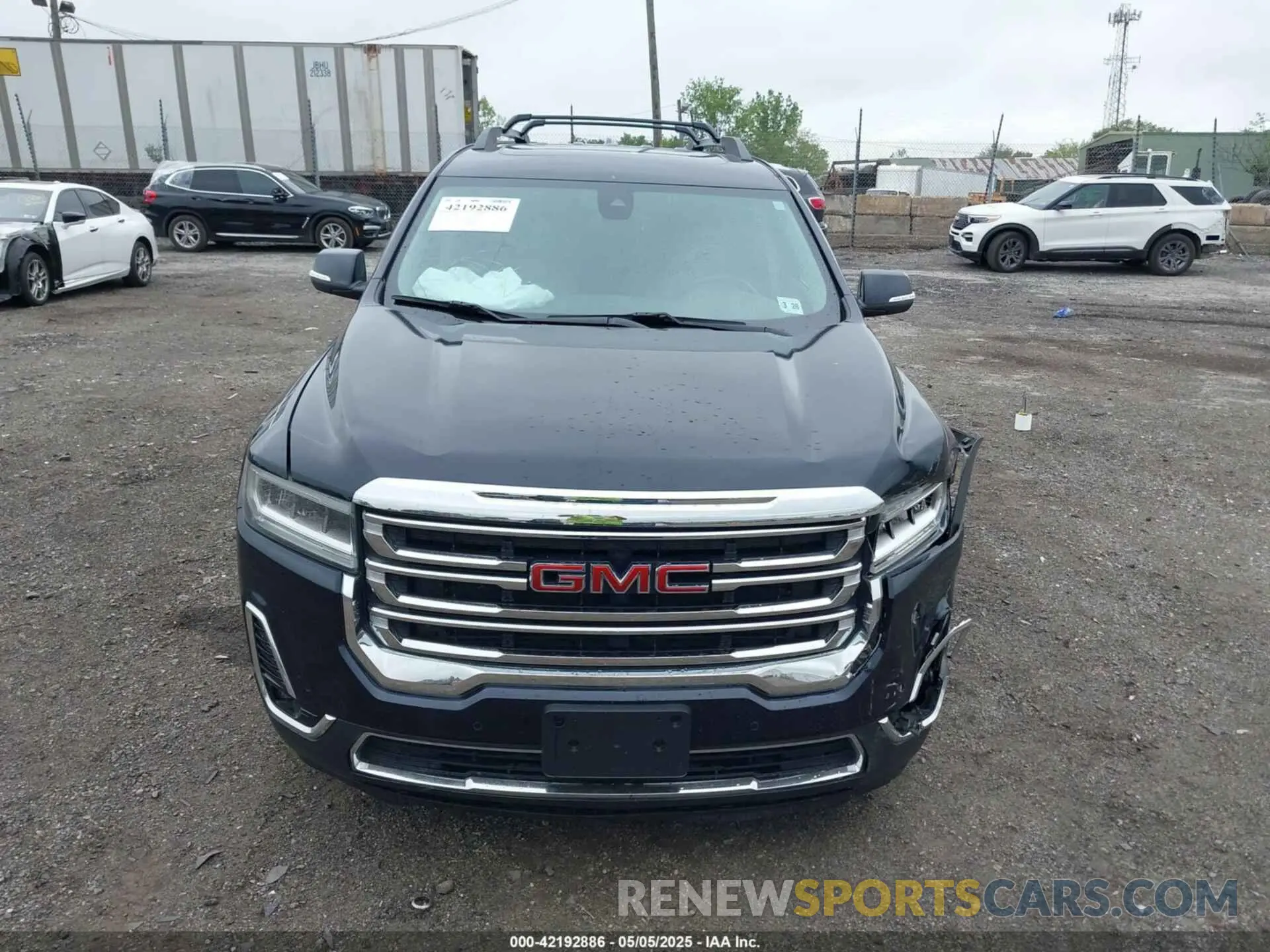 12 Photograph of a damaged car 1GKKNMLS2MZ147778 GMC ACADIA 2021