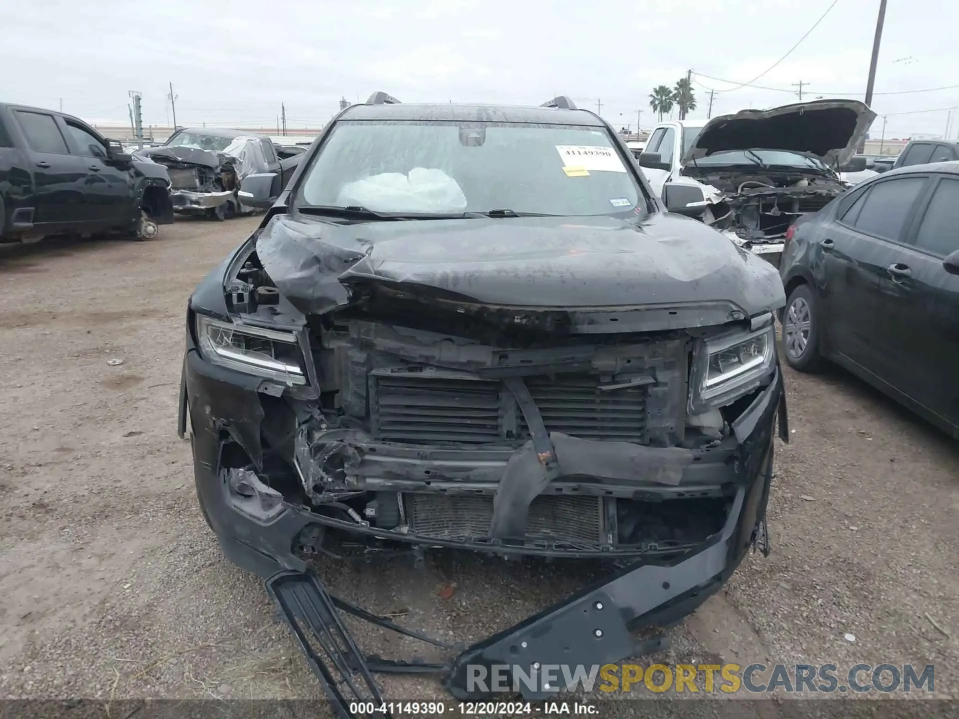 12 Photograph of a damaged car 1GKKNMLS4MZ141920 GMC ACADIA 2021