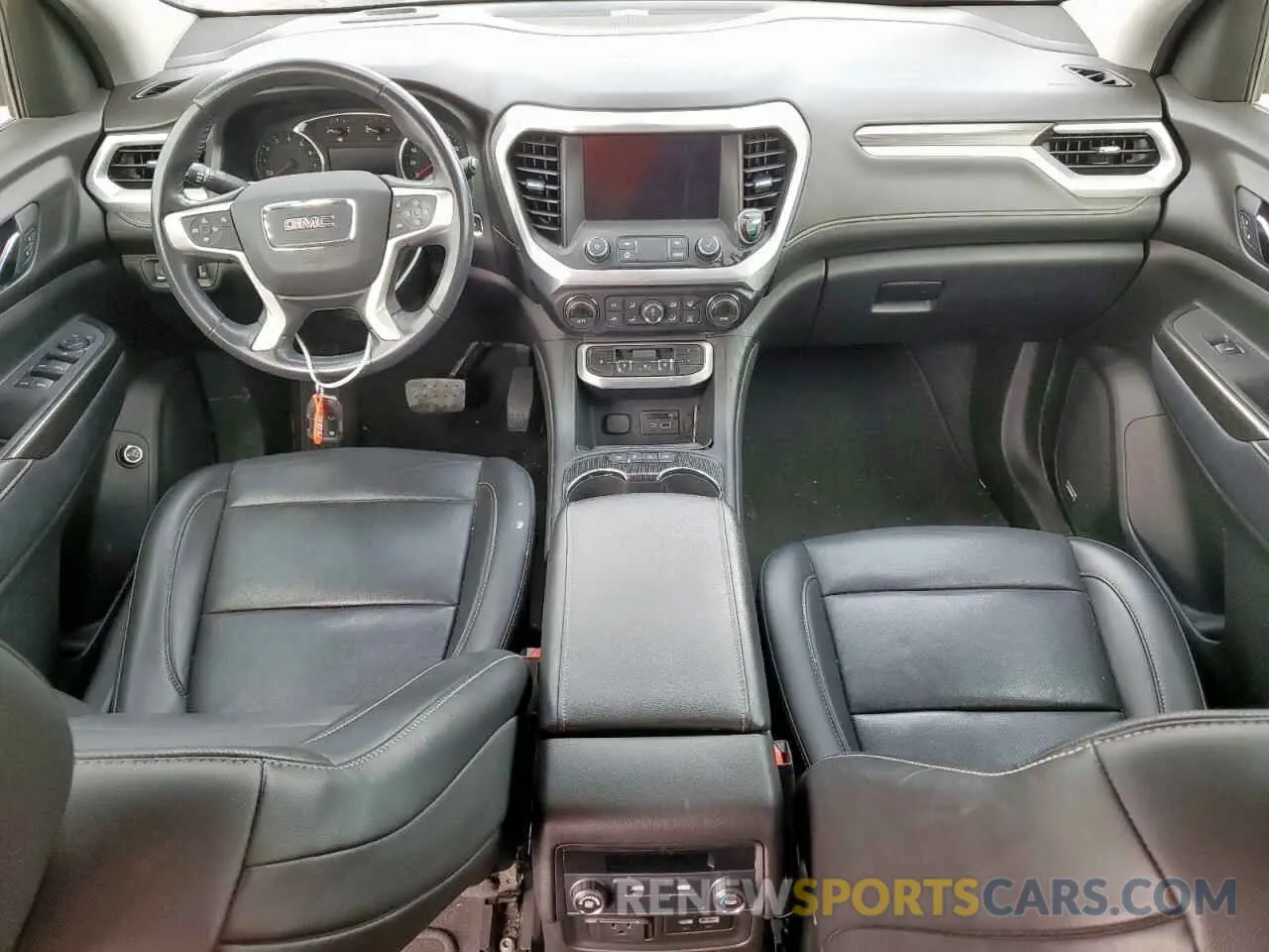 8 Photograph of a damaged car 1GKKNMLS4MZ157180 GMC ACADIA 2021