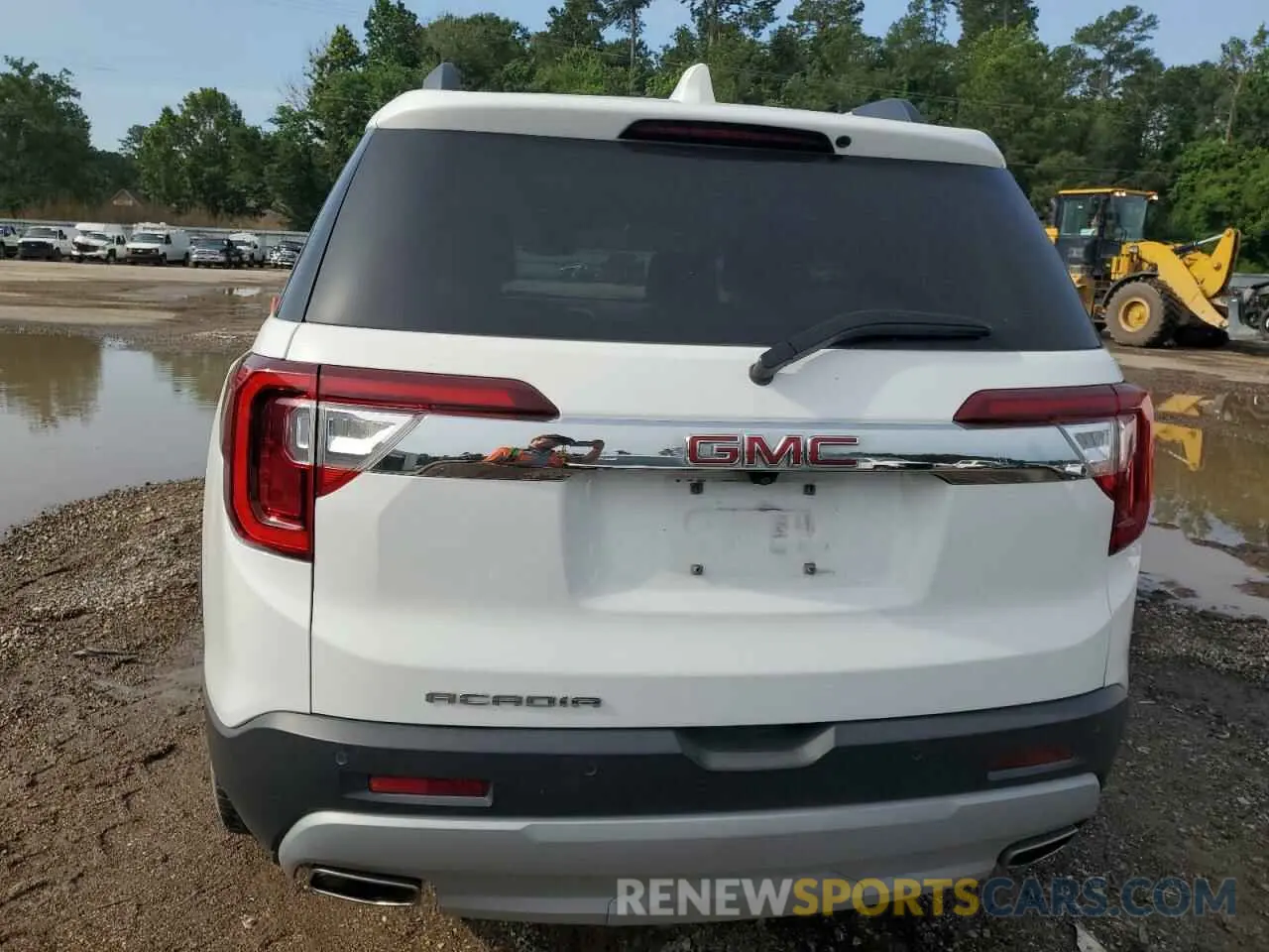 6 Photograph of a damaged car 1GKKNMLS8MZ177027 GMC ACADIA 2021