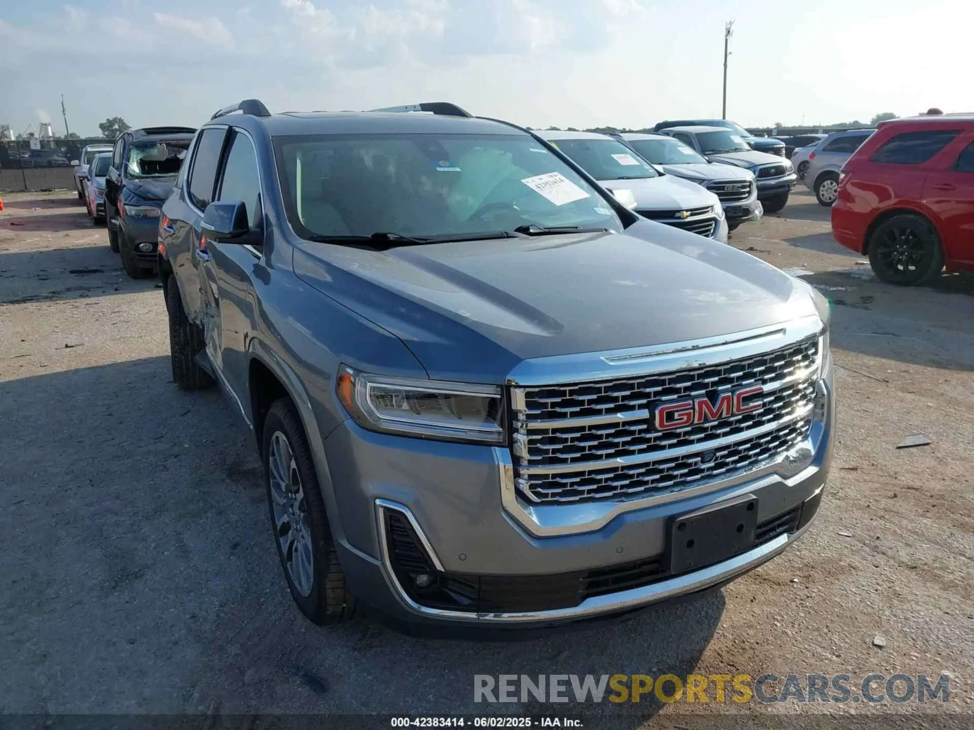 1 Photograph of a damaged car 1GKKNPLS8MZ201358 GMC ACADIA 2021