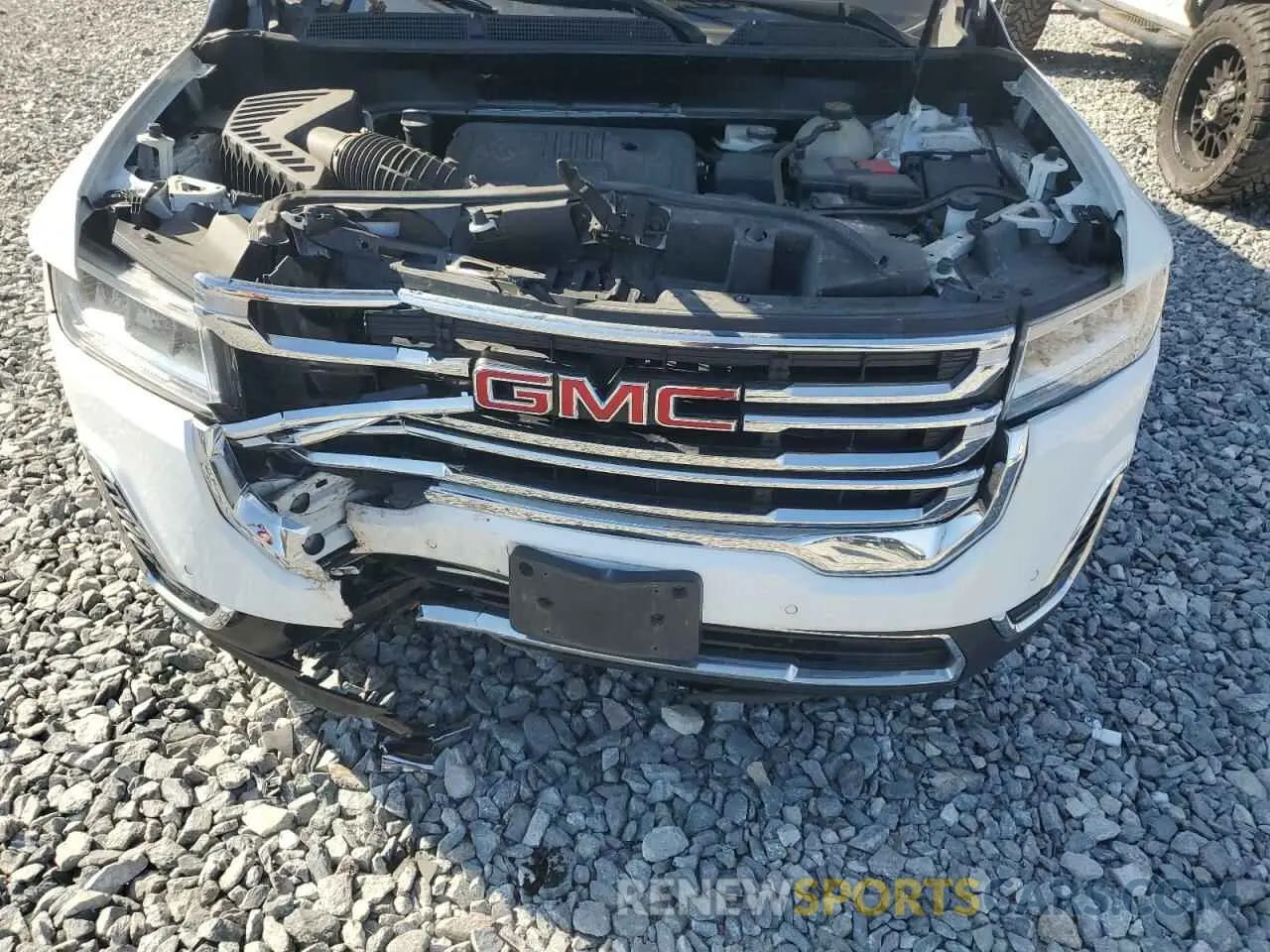 12 Photograph of a damaged car 1GKKNRL43MZ116618 GMC ACADIA 2021