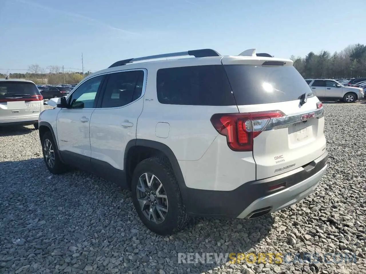 2 Photograph of a damaged car 1GKKNRL43MZ116618 GMC ACADIA 2021