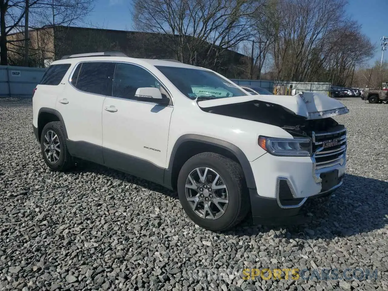 4 Photograph of a damaged car 1GKKNRL43MZ116618 GMC ACADIA 2021