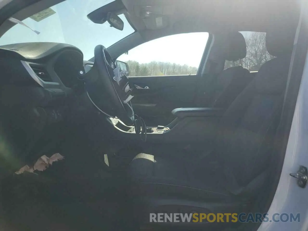 7 Photograph of a damaged car 1GKKNRL43MZ116618 GMC ACADIA 2021