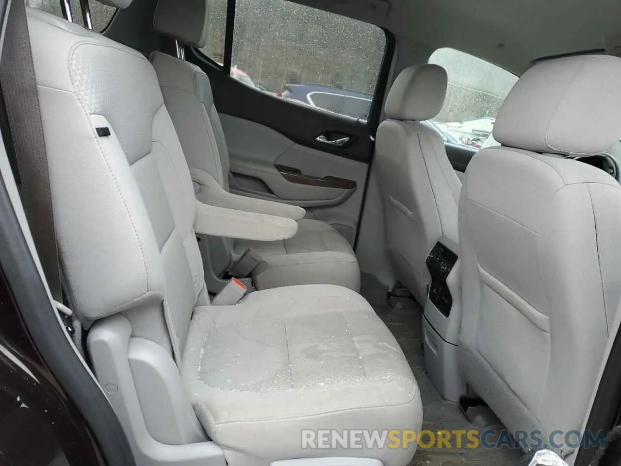 11 Photograph of a damaged car 1GKKNRLS1MZ114350 GMC ACADIA 2021