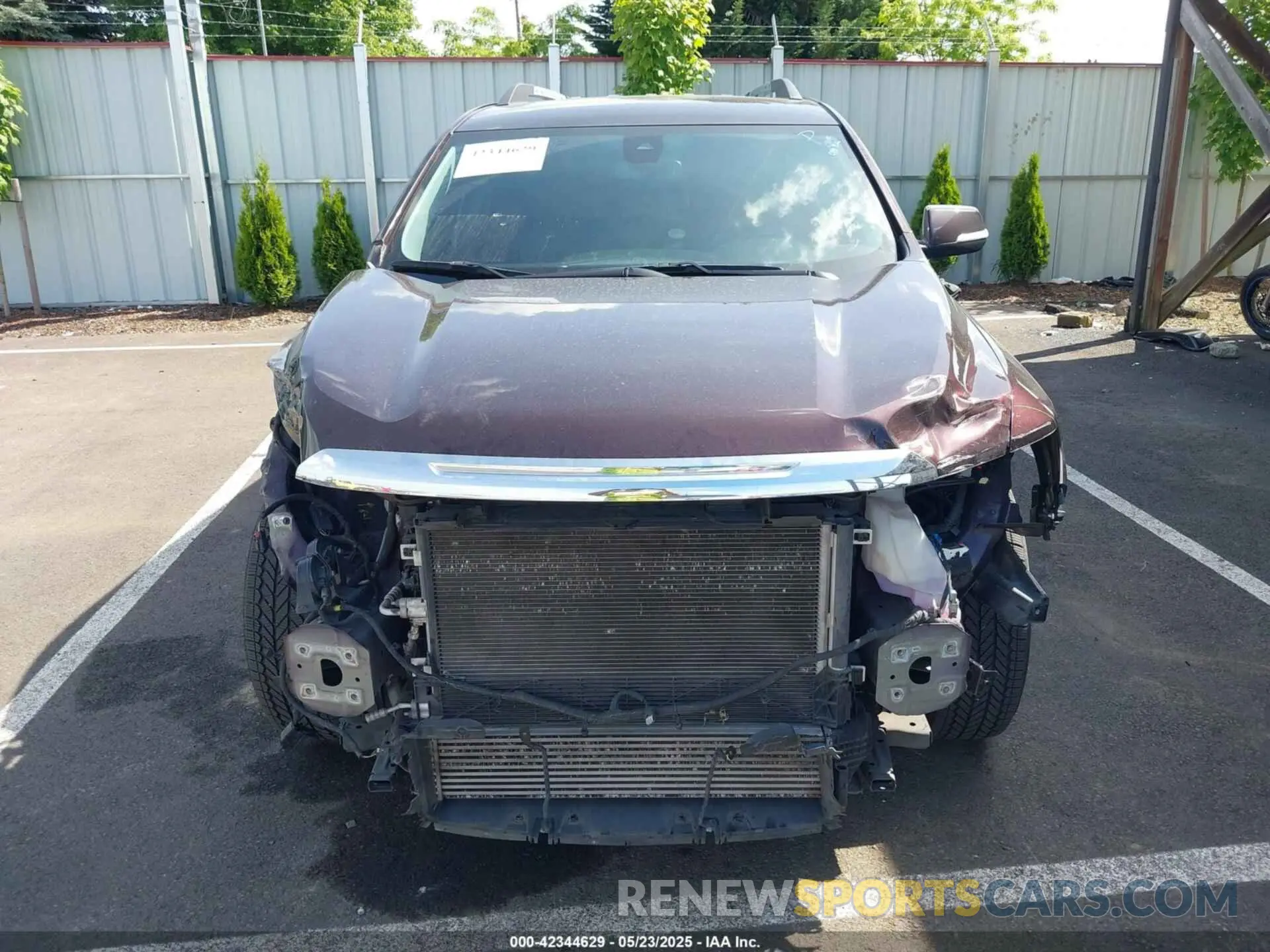 13 Photograph of a damaged car 1GKKNUL42MZ172617 GMC ACADIA 2021