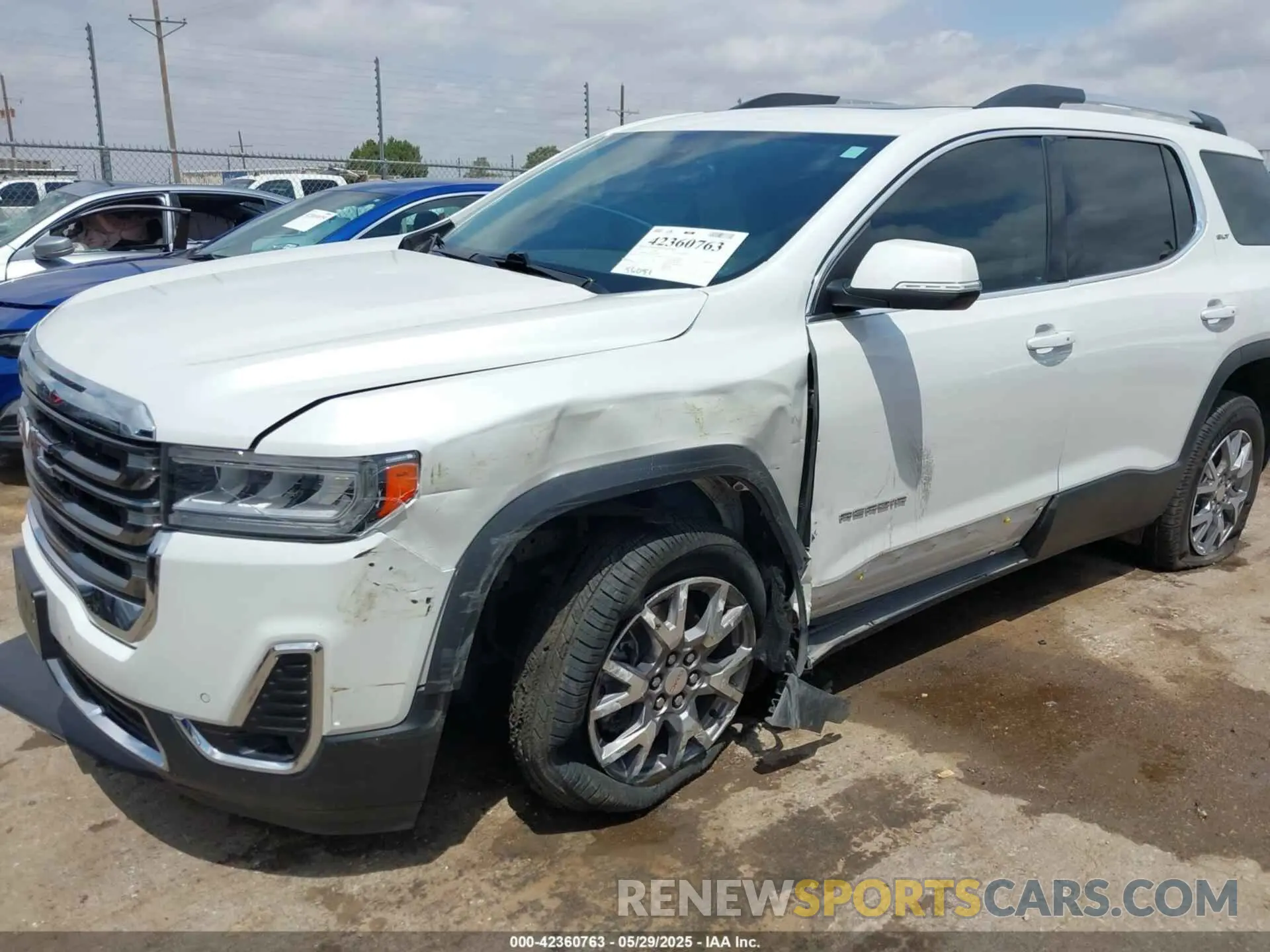 6 Photograph of a damaged car 1GKKNUL42MZ190678 GMC ACADIA 2021