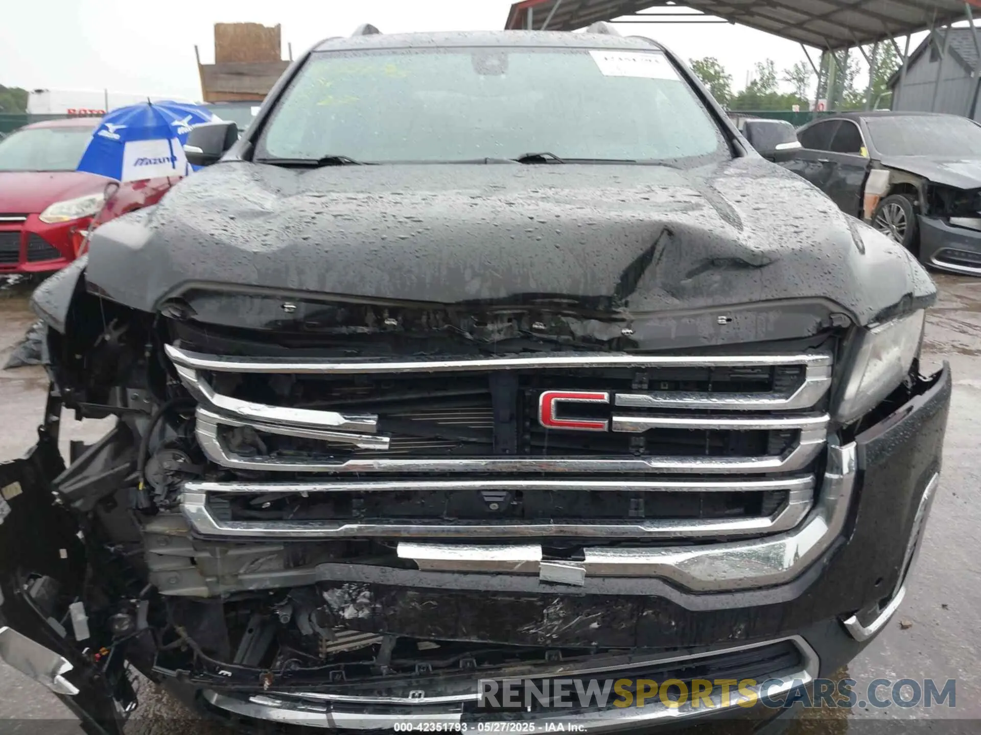 13 Photograph of a damaged car 1GKKNUL46MZ140897 GMC ACADIA 2021
