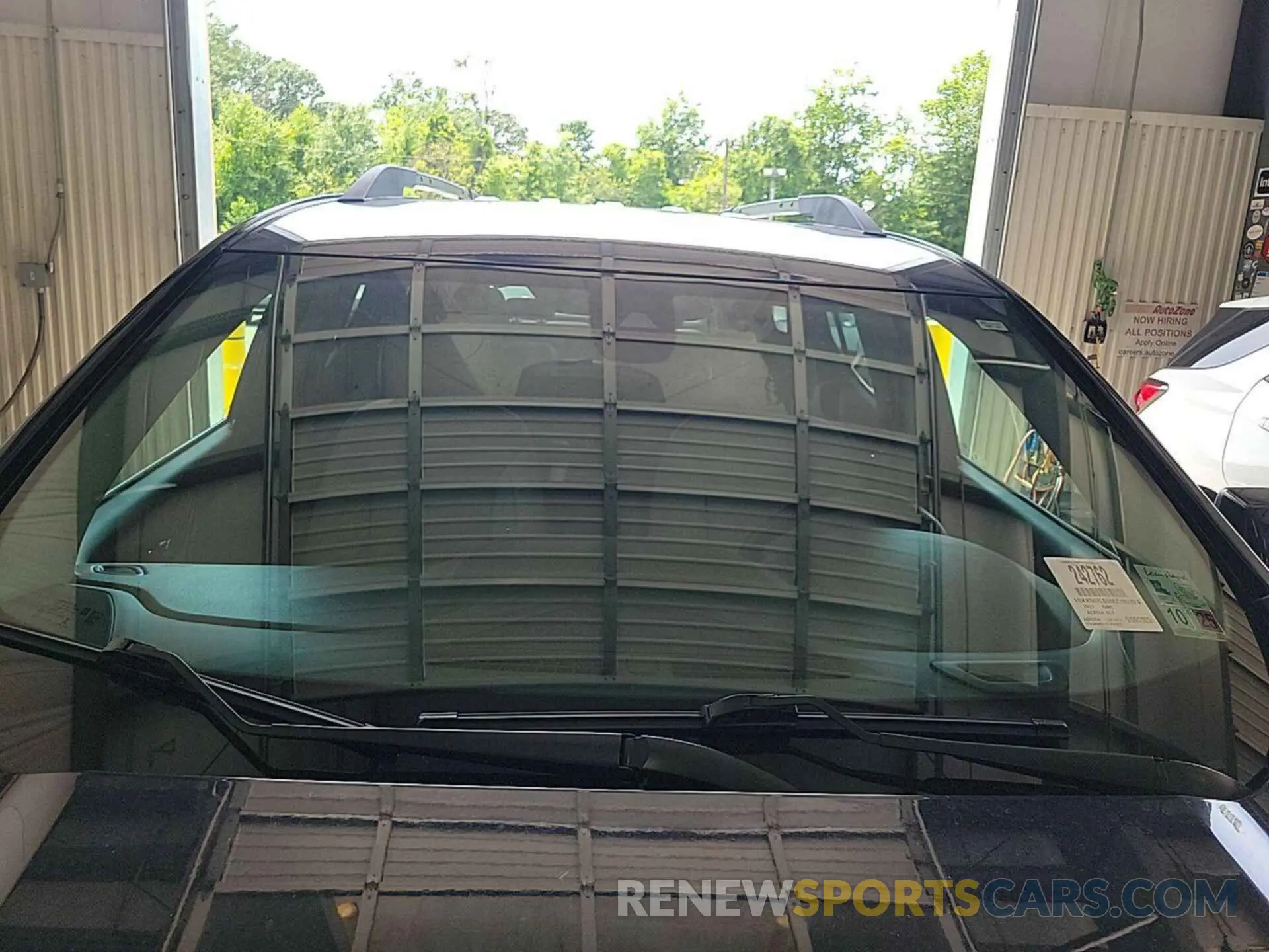 7 Photograph of a damaged car 1GKKNULS0MZ183324 GMC ACADIA 2021