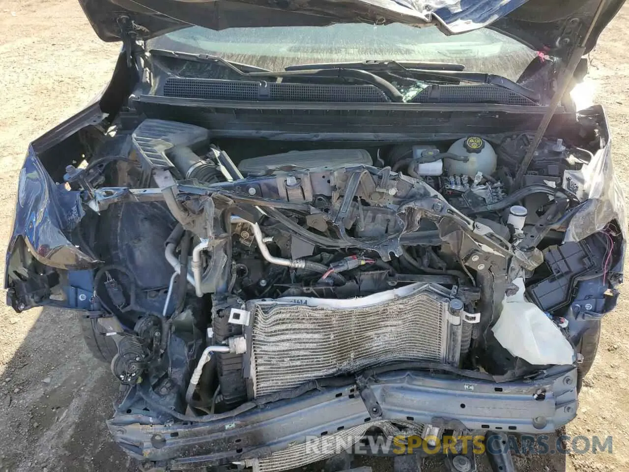 14 Photograph of a damaged car 1GKKNULS1MZ148114 GMC ACADIA 2021