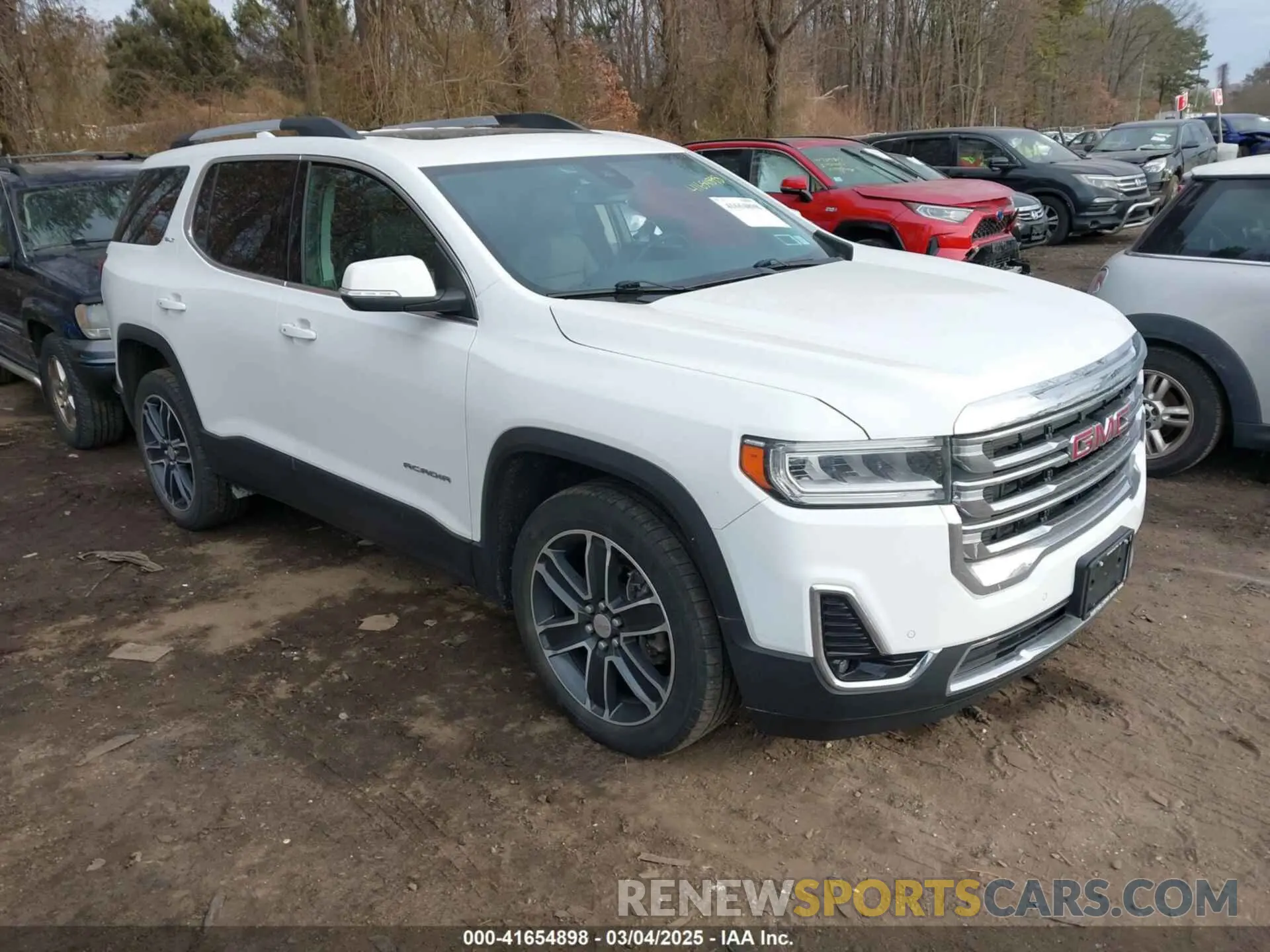 1 Photograph of a damaged car 1GKKNULS2MZ173393 GMC ACADIA 2021