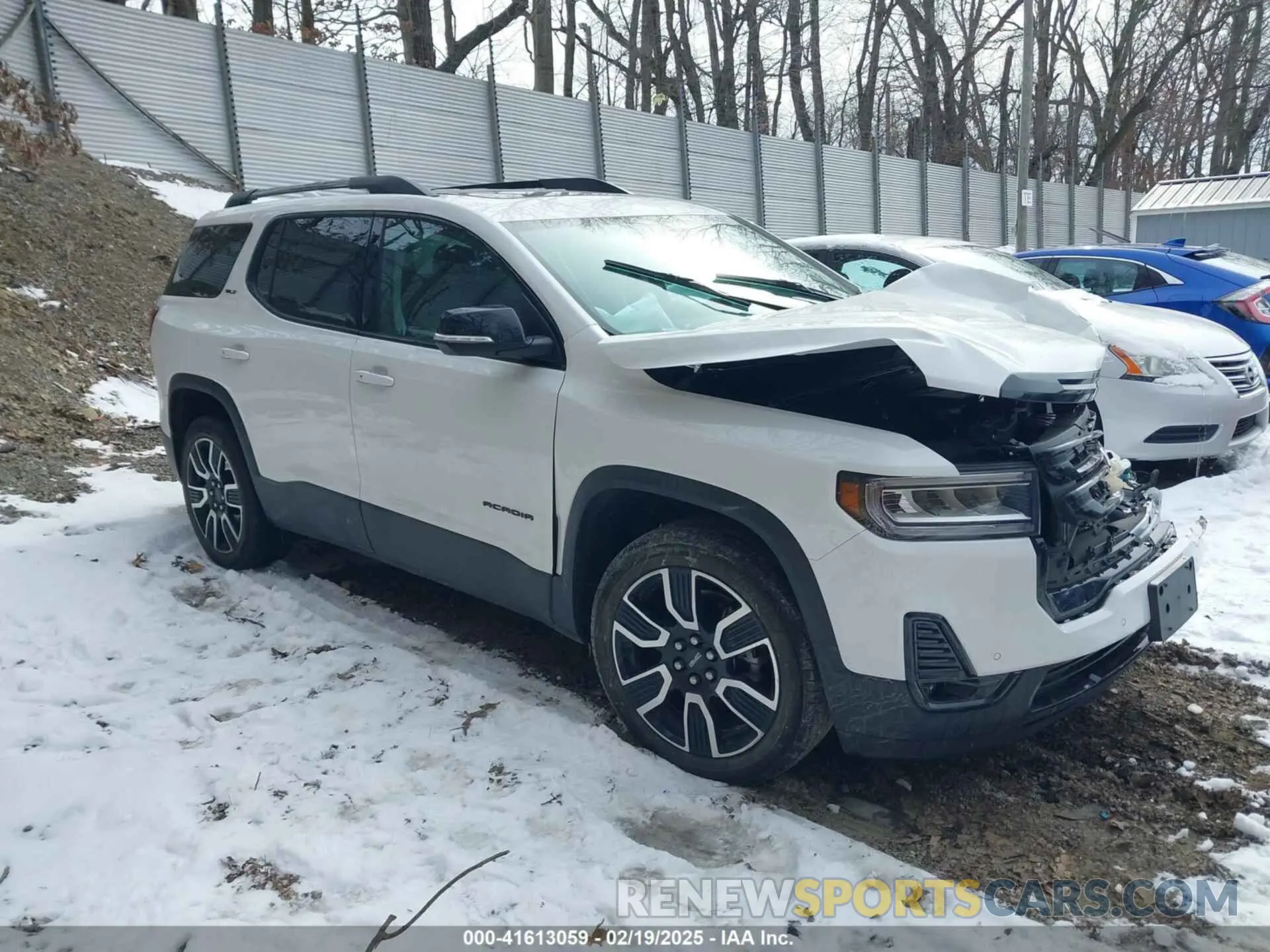 1 Photograph of a damaged car 1GKKNULS2MZ211138 GMC ACADIA 2021
