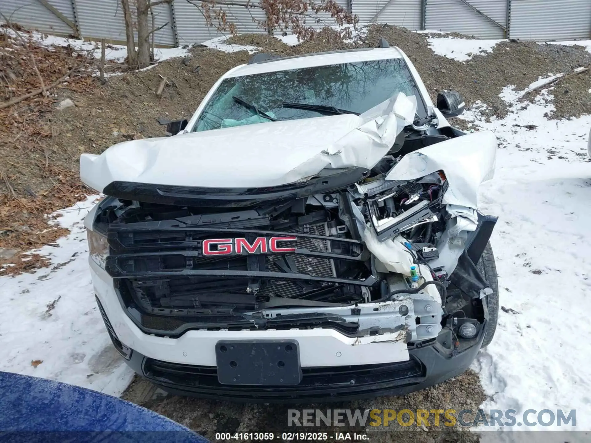 11 Photograph of a damaged car 1GKKNULS2MZ211138 GMC ACADIA 2021