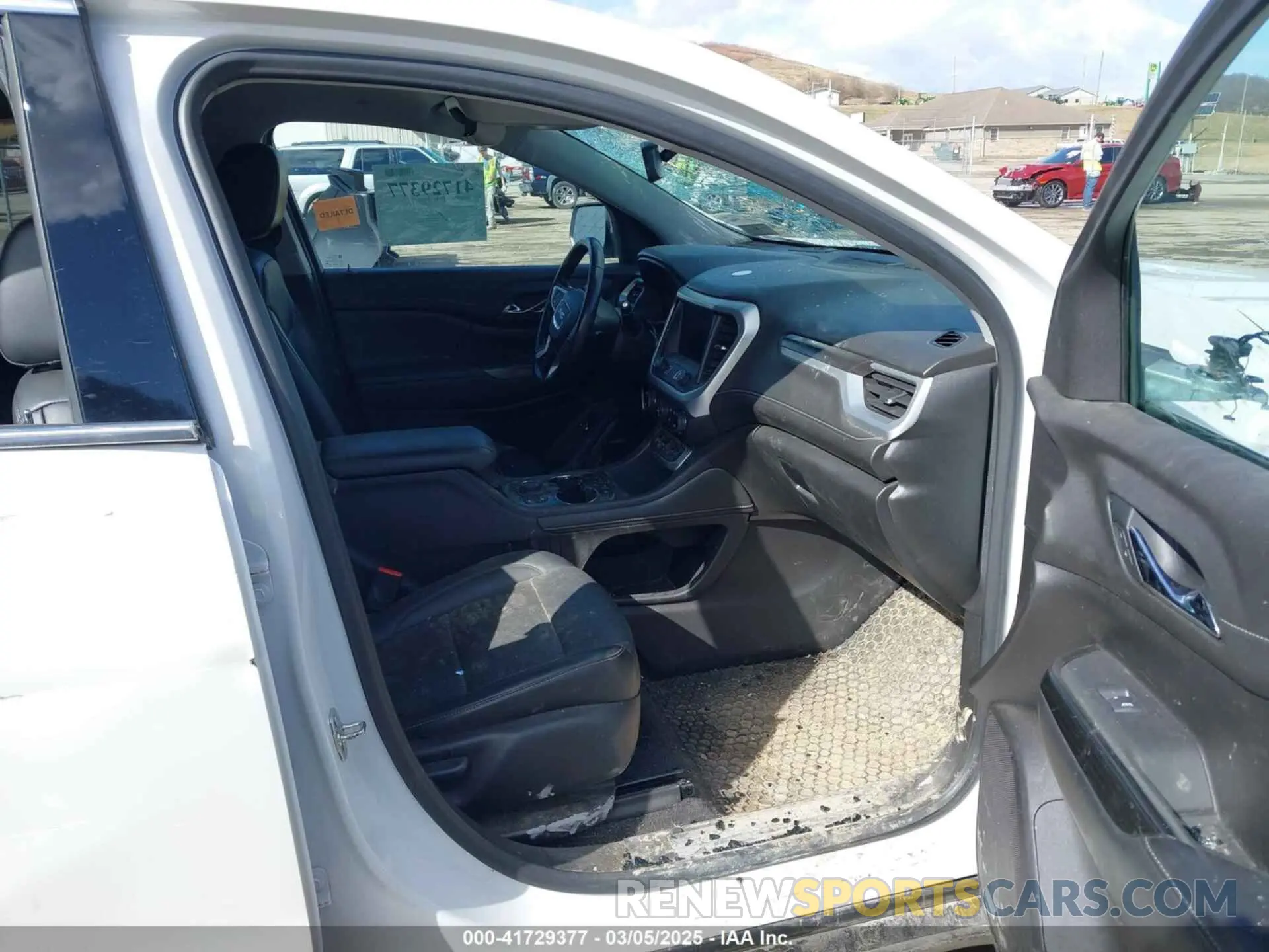 5 Photograph of a damaged car 1GKKNULS3MZ208040 GMC ACADIA 2021