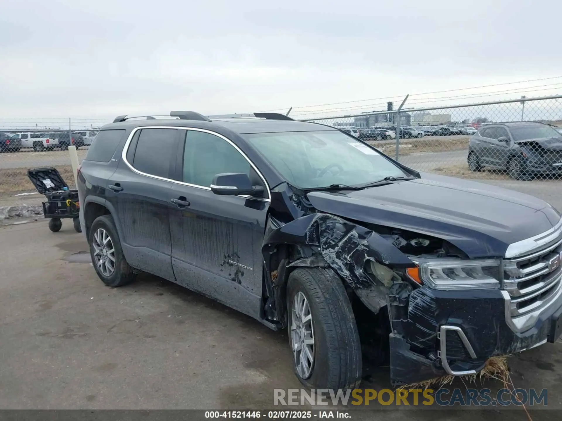 1 Photograph of a damaged car 1GKKNULS4MZ147457 GMC ACADIA 2021