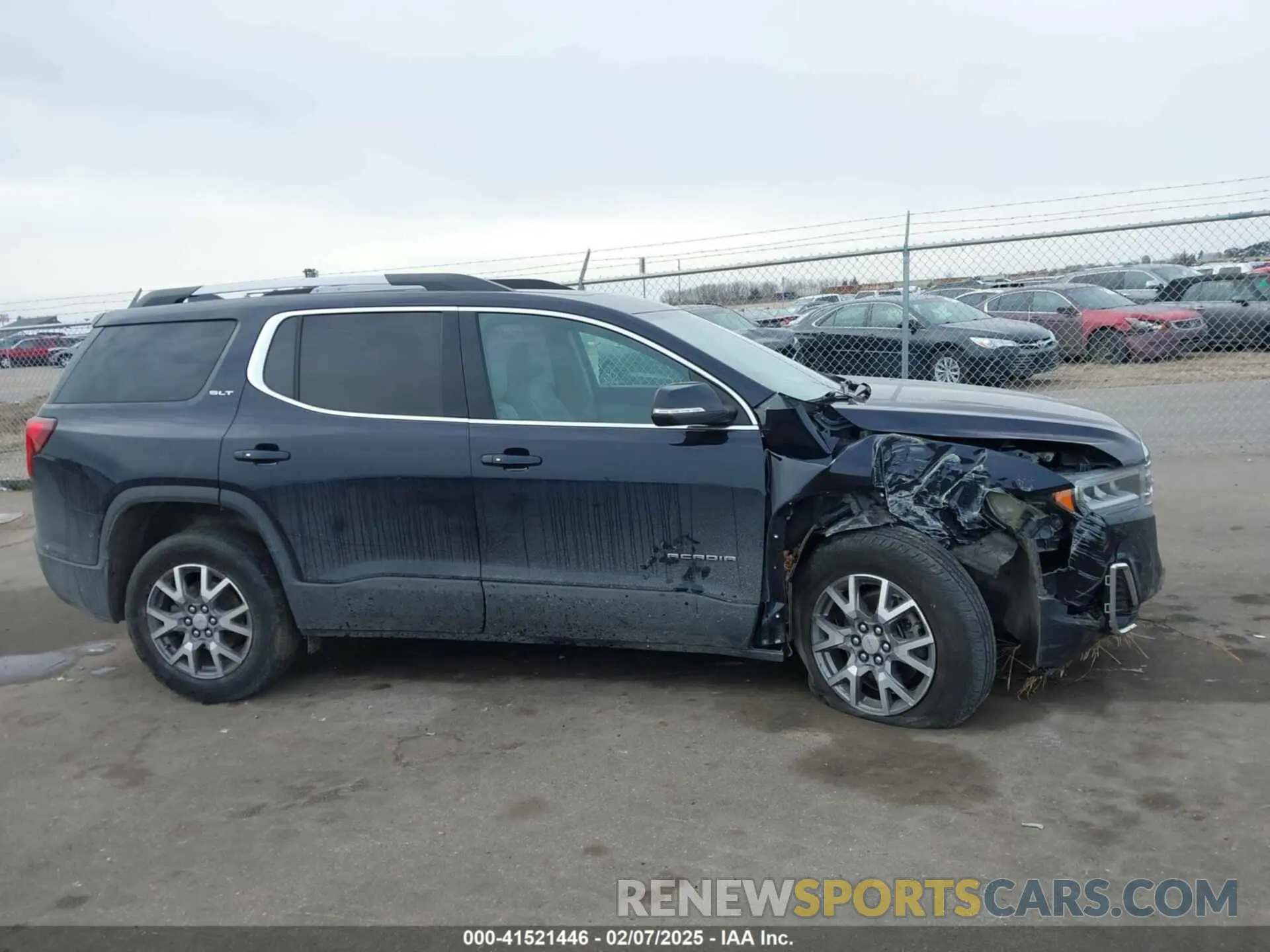 13 Photograph of a damaged car 1GKKNULS4MZ147457 GMC ACADIA 2021