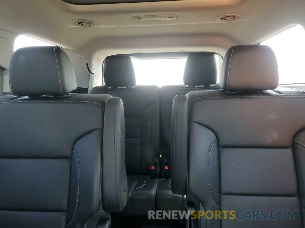 10 Photograph of a damaged car 1GKKNULSXMZ174159 GMC ACADIA 2021
