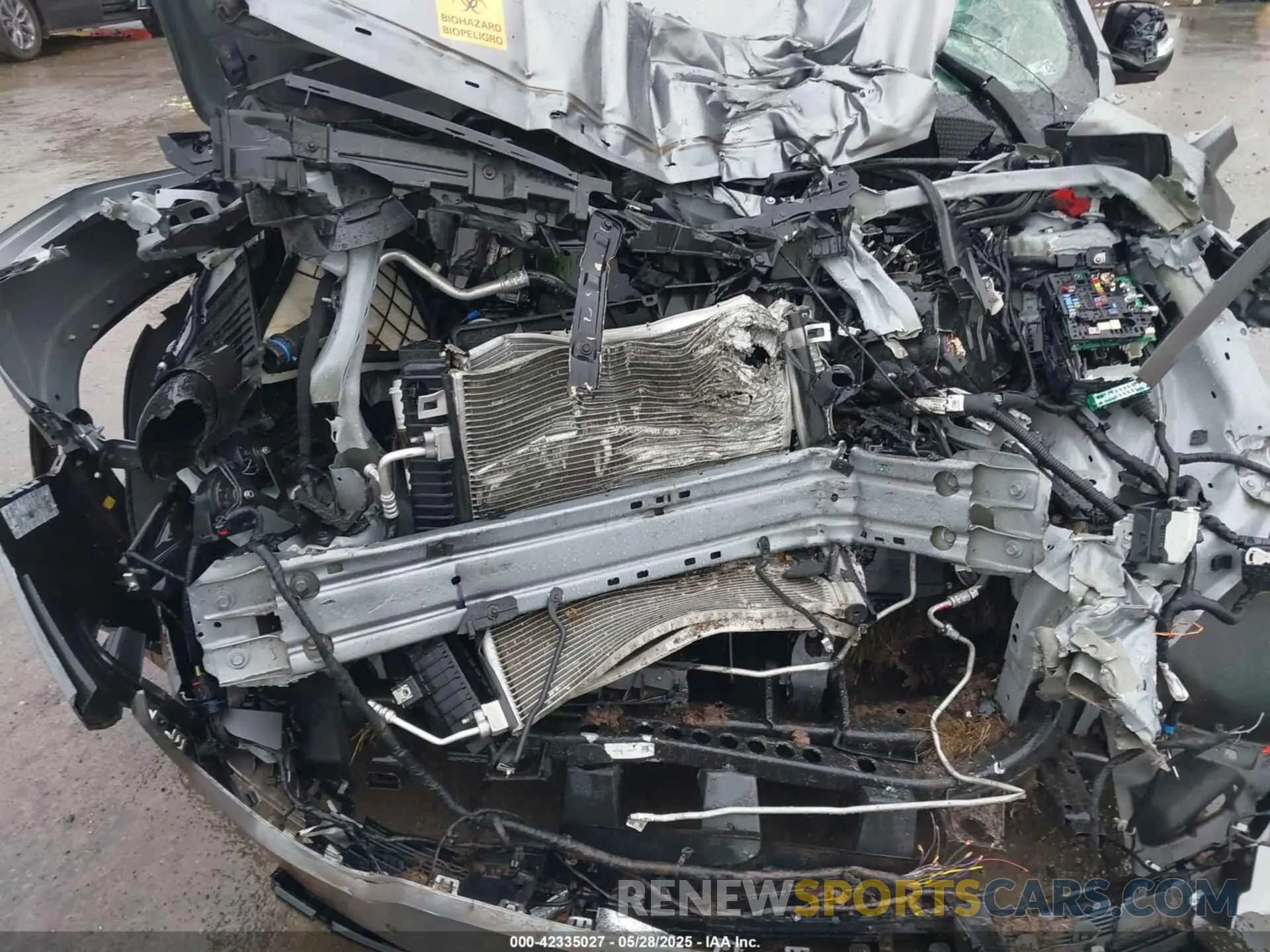 10 Photograph of a damaged car 1GKKNXLS1MZ160927 GMC ACADIA 2021