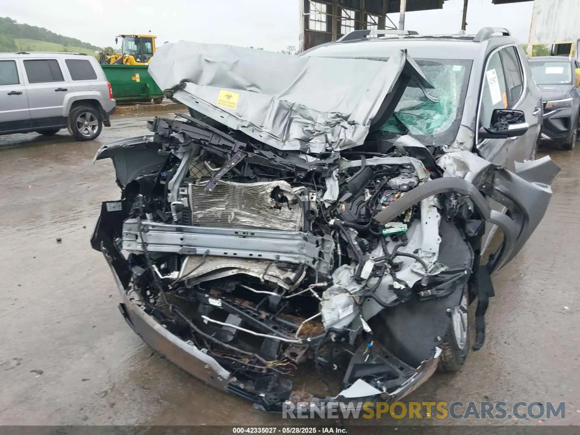6 Photograph of a damaged car 1GKKNXLS1MZ160927 GMC ACADIA 2021