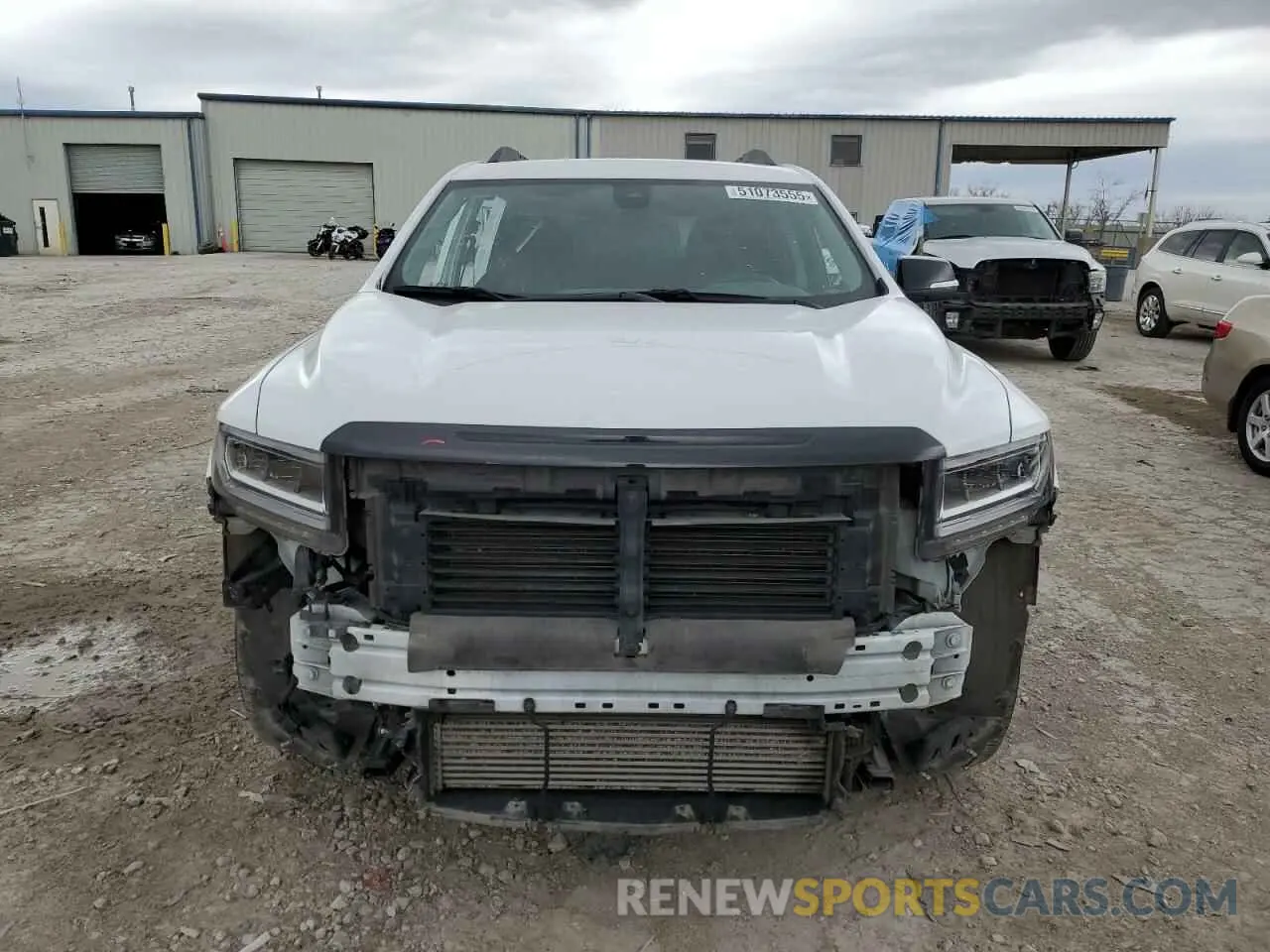 5 Photograph of a damaged car 1GKKNKL40NZ119257 GMC ACADIA 2022