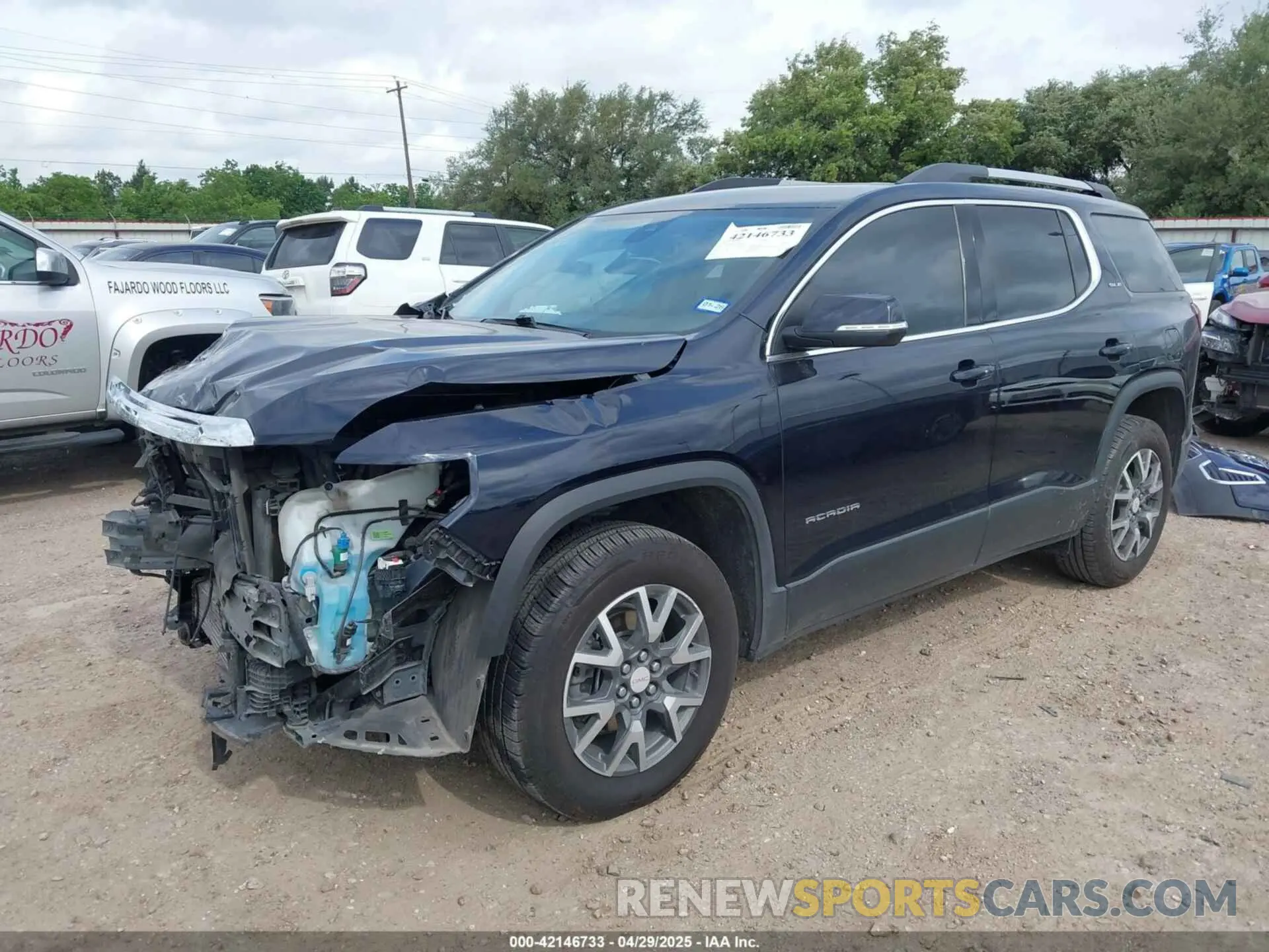 2 Photograph of a damaged car 1GKKNKL40NZ160990 GMC ACADIA 2022