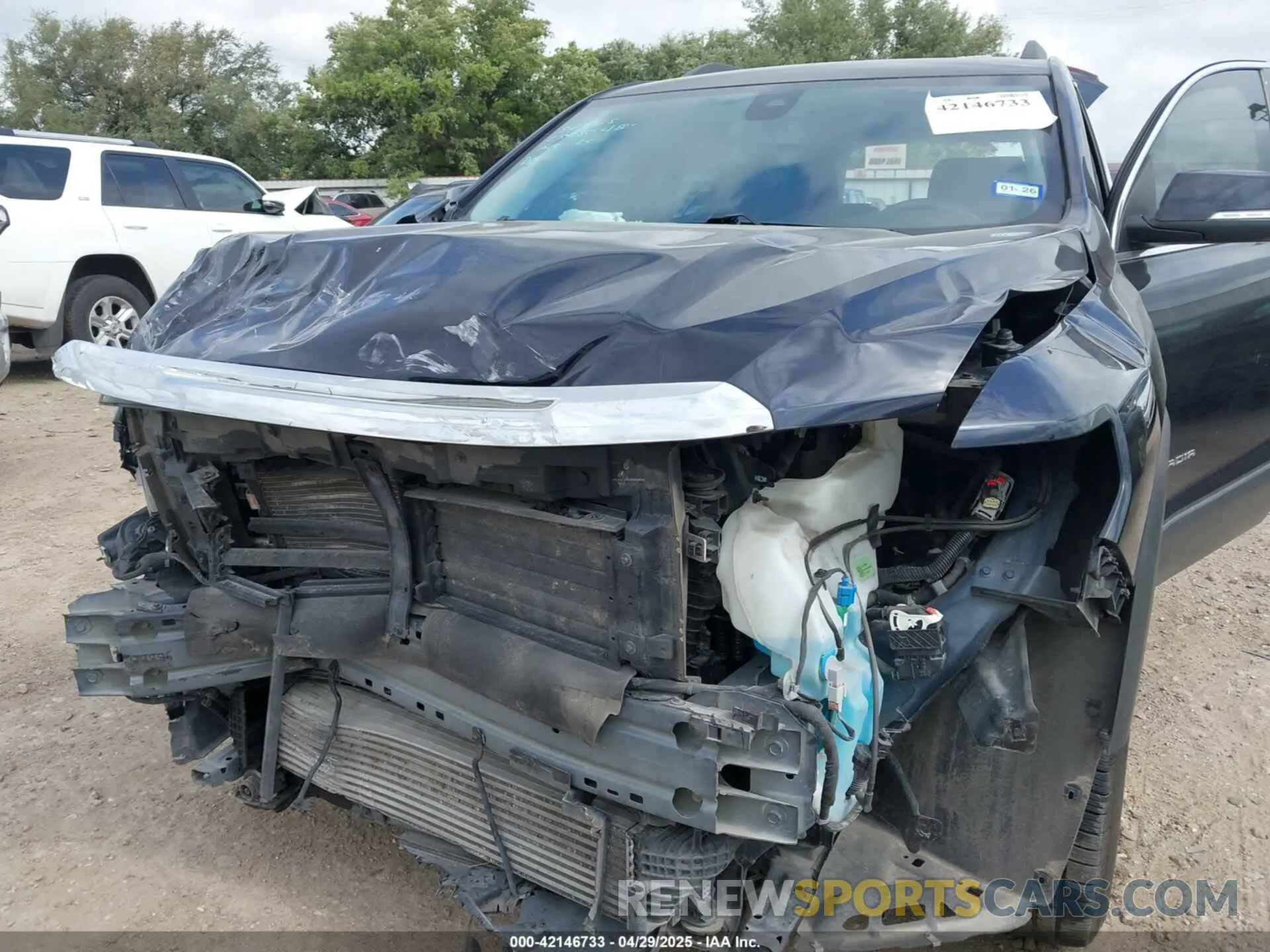 6 Photograph of a damaged car 1GKKNKL40NZ160990 GMC ACADIA 2022