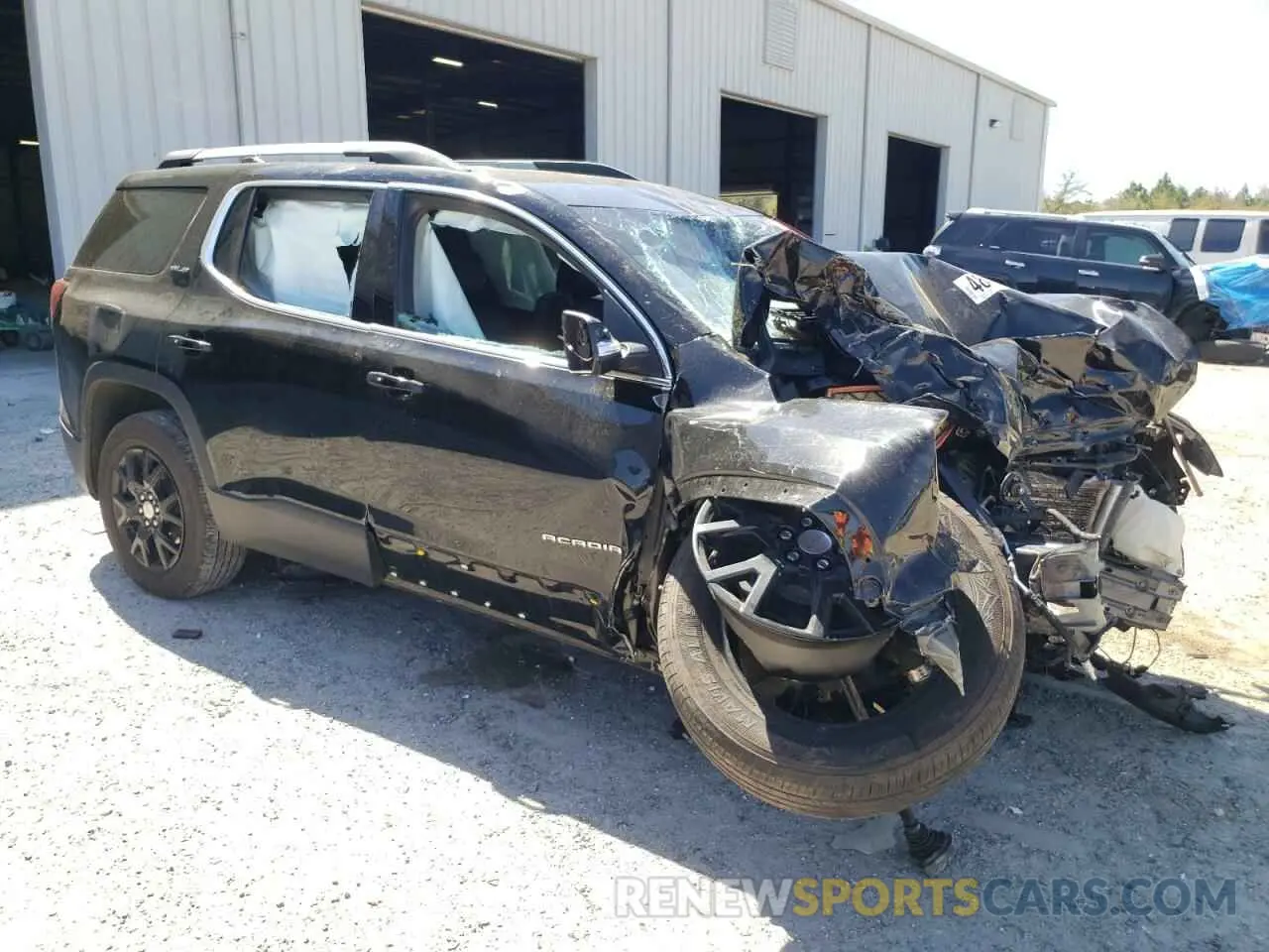4 Photograph of a damaged car 1GKKNKL42NZ164037 GMC ACADIA 2022