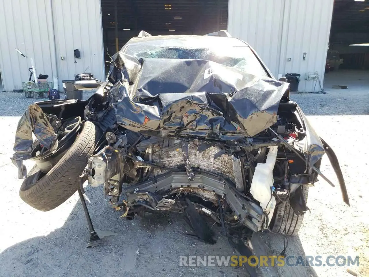 5 Photograph of a damaged car 1GKKNKL42NZ164037 GMC ACADIA 2022