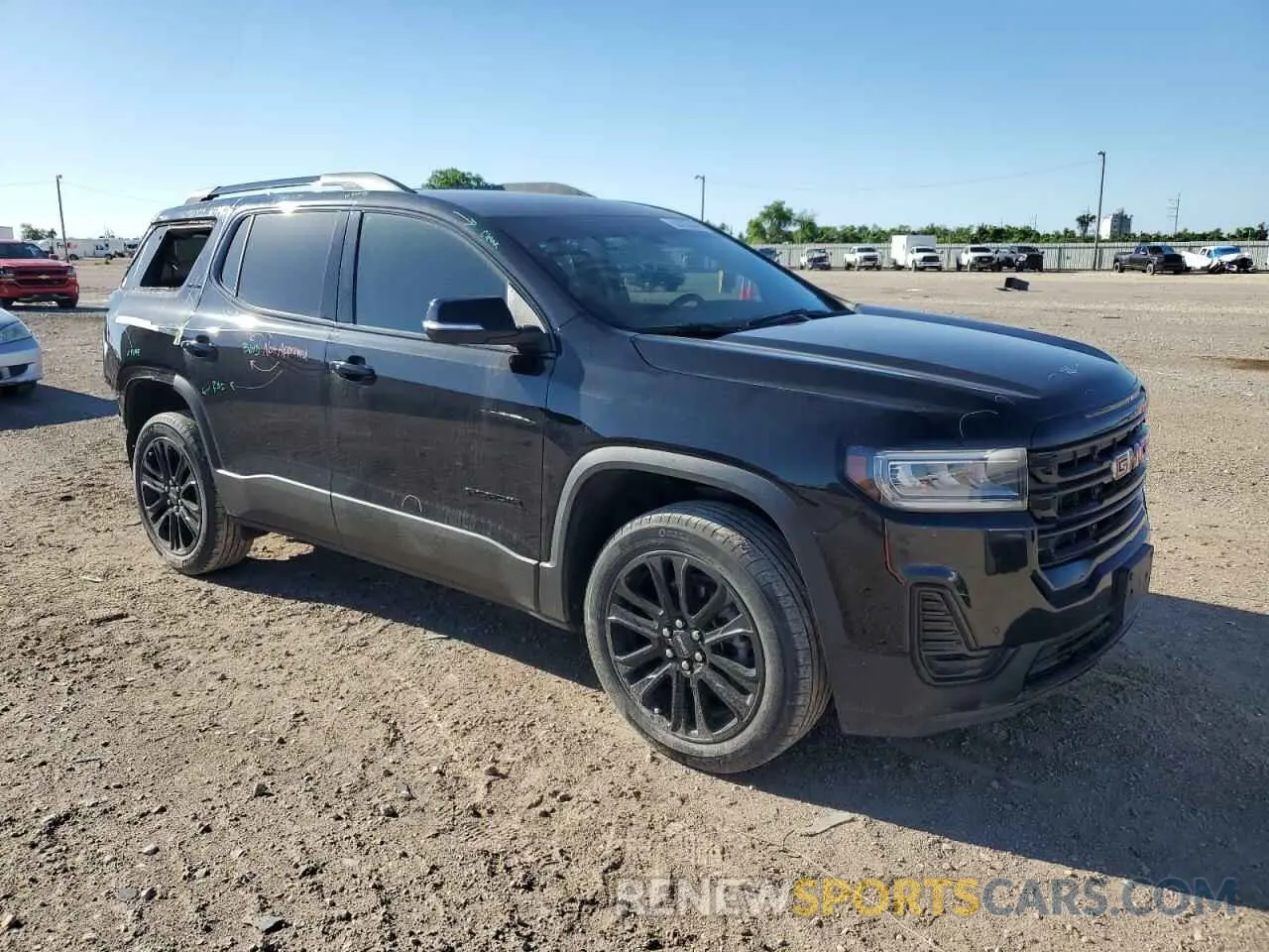 4 Photograph of a damaged car 1GKKNKL42NZ173580 GMC ACADIA 2022