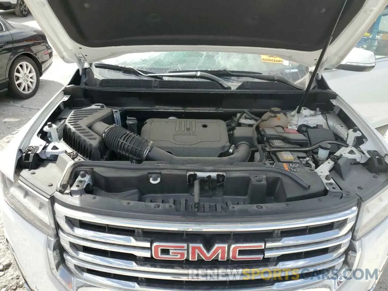 13 Photograph of a damaged car 1GKKNKL45NZ135812 GMC ACADIA 2022