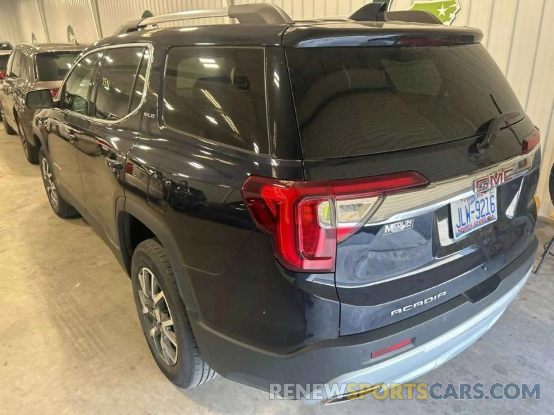 12 Photograph of a damaged car 1GKKNKL47NZ128358 GMC ACADIA 2022