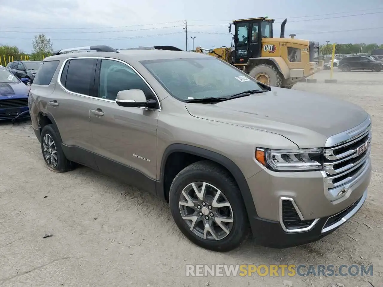 4 Photograph of a damaged car 1GKKNKL47NZ158279 GMC ACADIA 2022