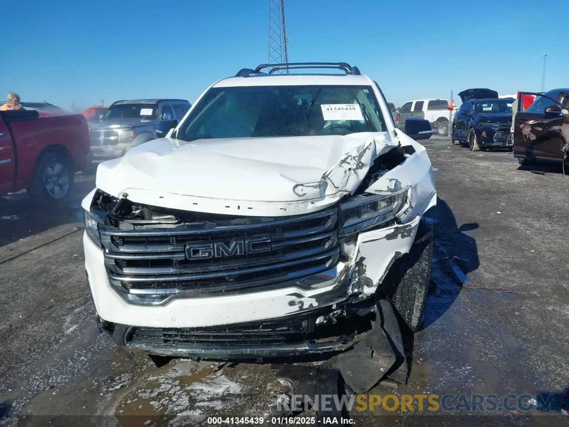 11 Photograph of a damaged car 1GKKNLLS8NZ125747 GMC ACADIA 2022