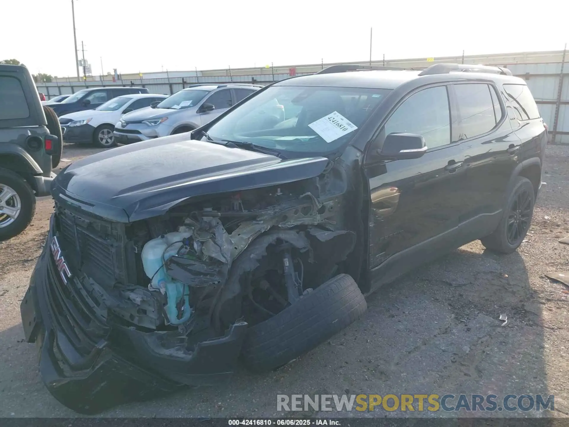 2 Photograph of a damaged car 1GKKNML40NZ147166 GMC ACADIA 2022