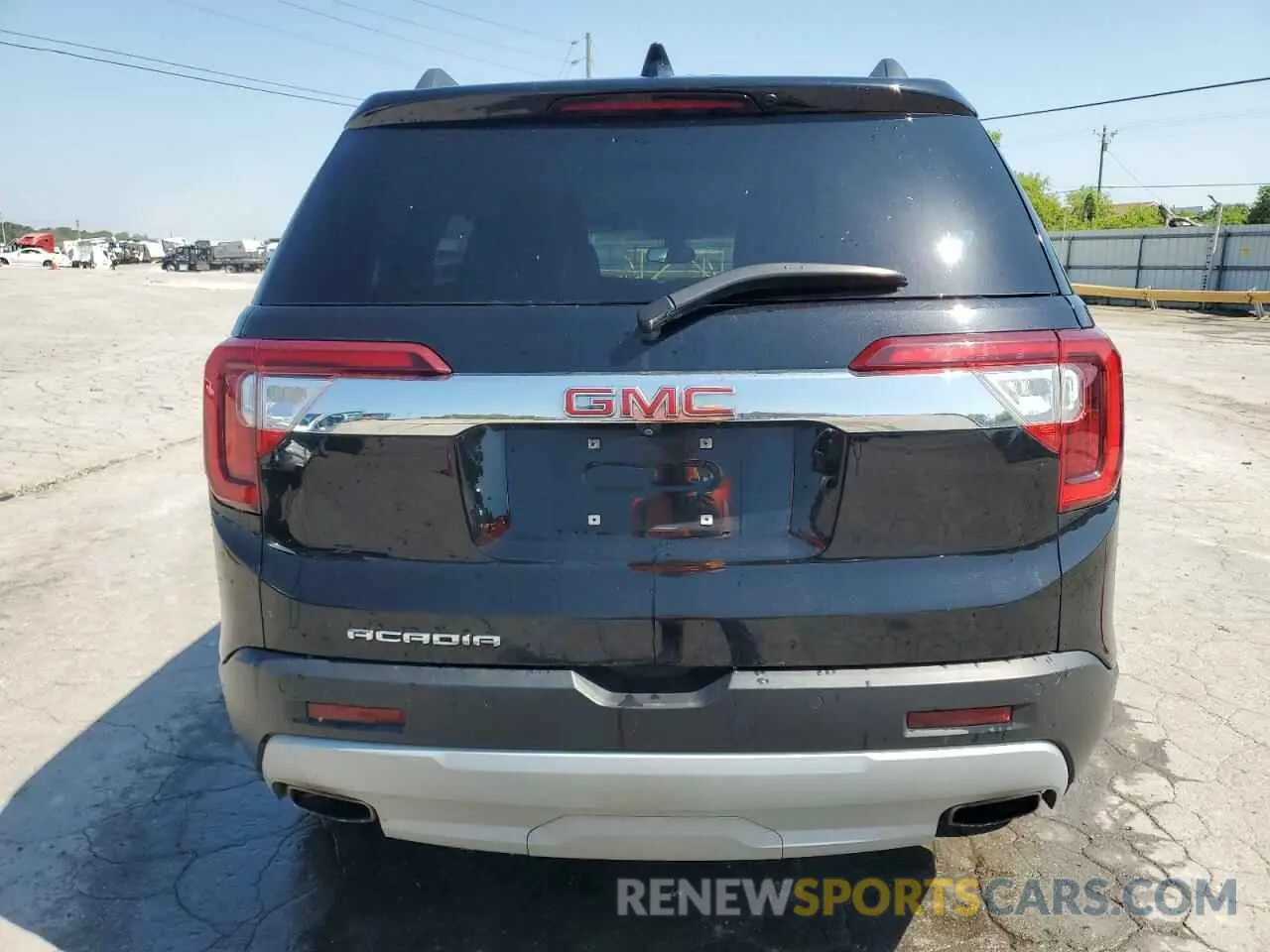 6 Photograph of a damaged car 1GKKNML42NZ146603 GMC ACADIA 2022