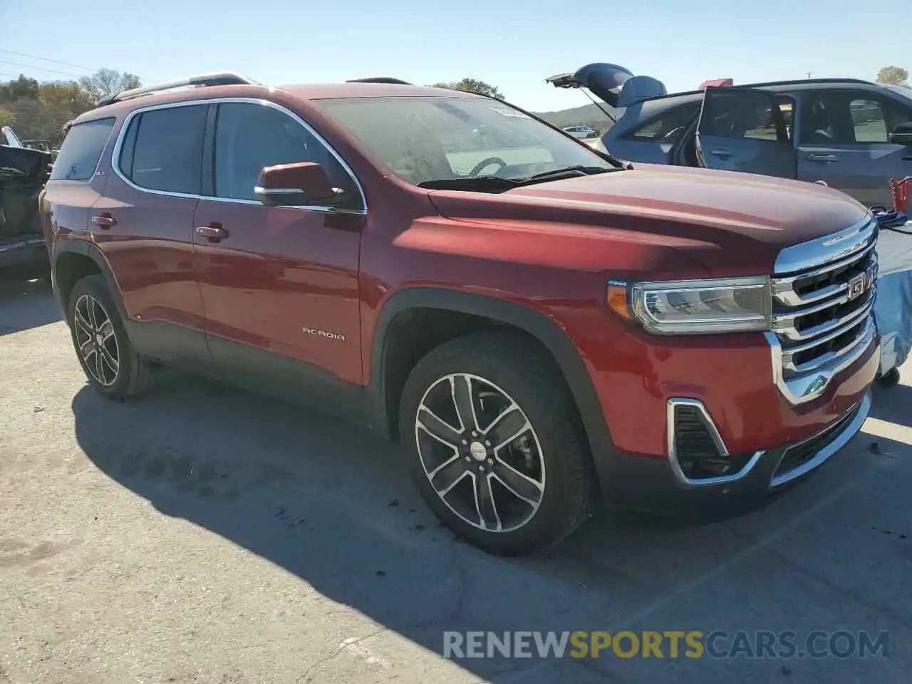 4 Photograph of a damaged car 1GKKNML48NZ120524 GMC ACADIA 2022