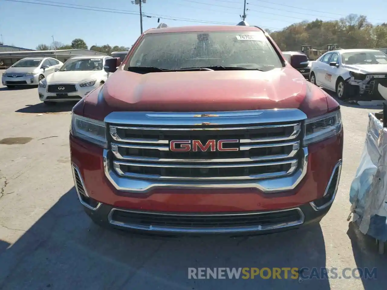 5 Photograph of a damaged car 1GKKNML48NZ120524 GMC ACADIA 2022