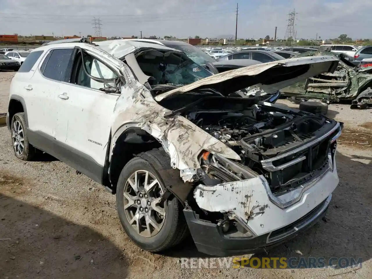 4 Photograph of a damaged car 1GKKNML49NZ162300 GMC ACADIA 2022