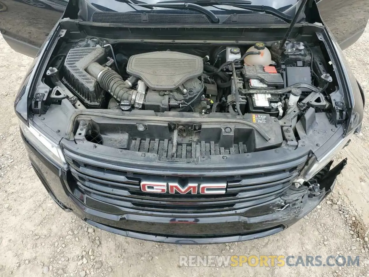 12 Photograph of a damaged car 1GKKNMLS1NZ112912 GMC ACADIA 2022