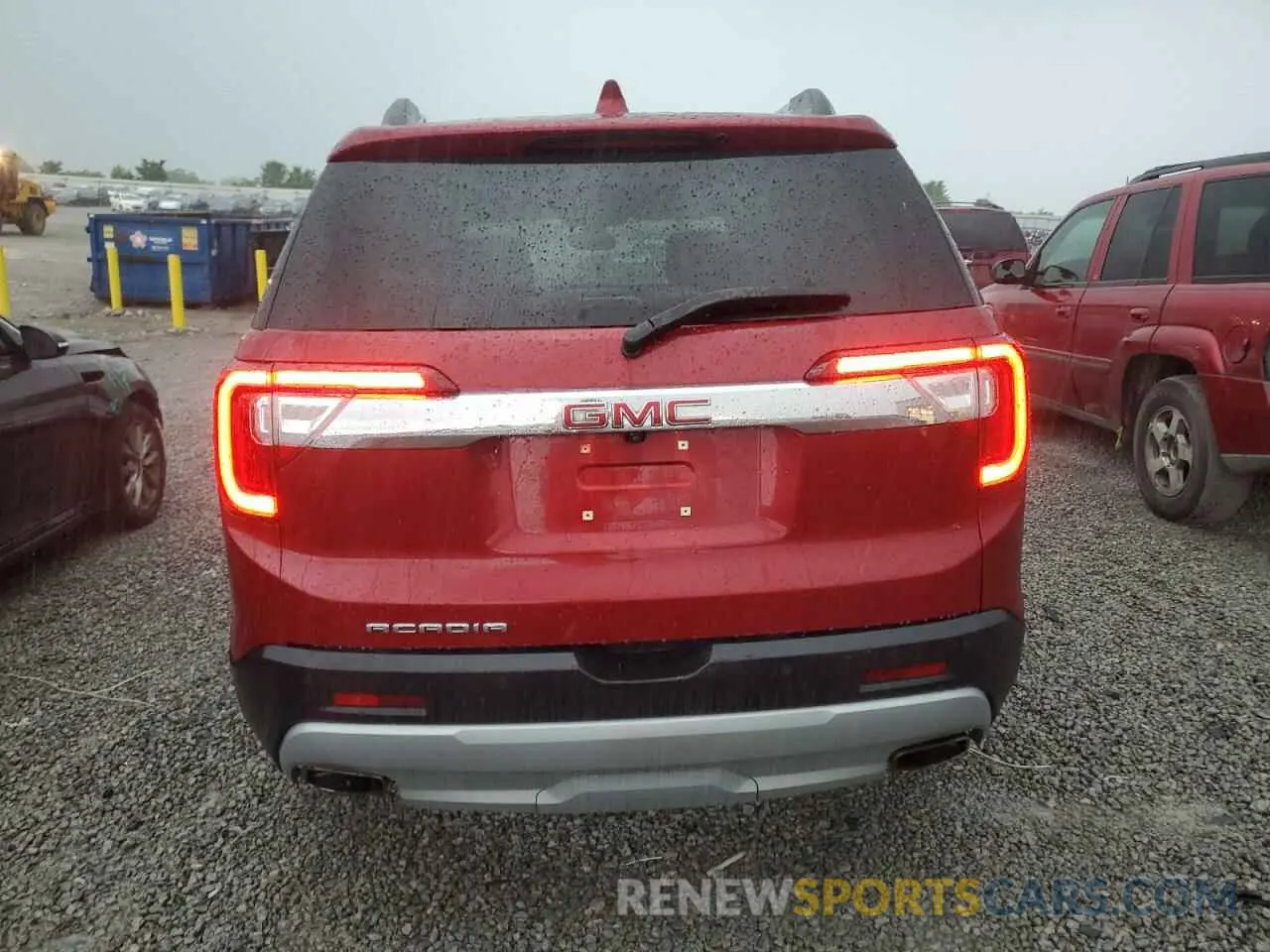 6 Photograph of a damaged car 1GKKNMLS4NZ114055 GMC ACADIA 2022