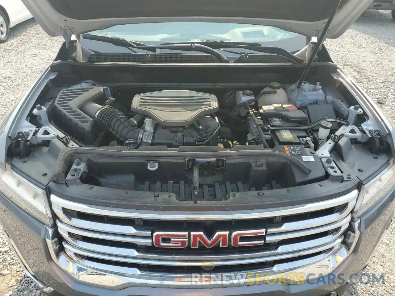 12 Photograph of a damaged car 1GKKNMLS9NZ116075 GMC ACADIA 2022