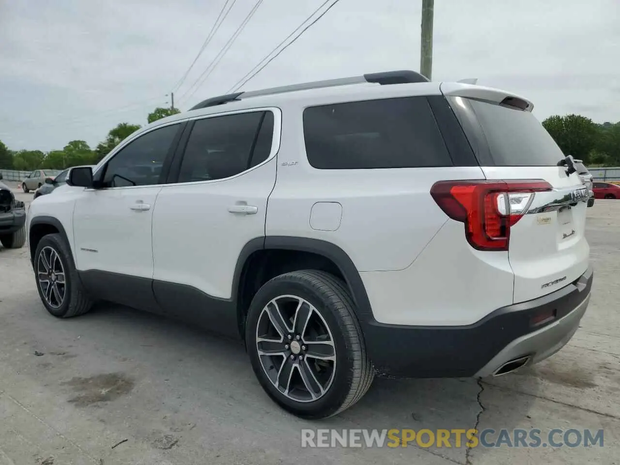 2 Photograph of a damaged car 1GKKNMLS9NZ153675 GMC ACADIA 2022