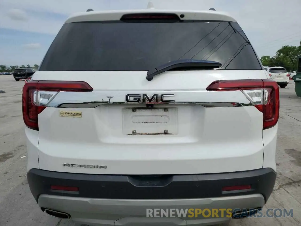 6 Photograph of a damaged car 1GKKNMLS9NZ153675 GMC ACADIA 2022