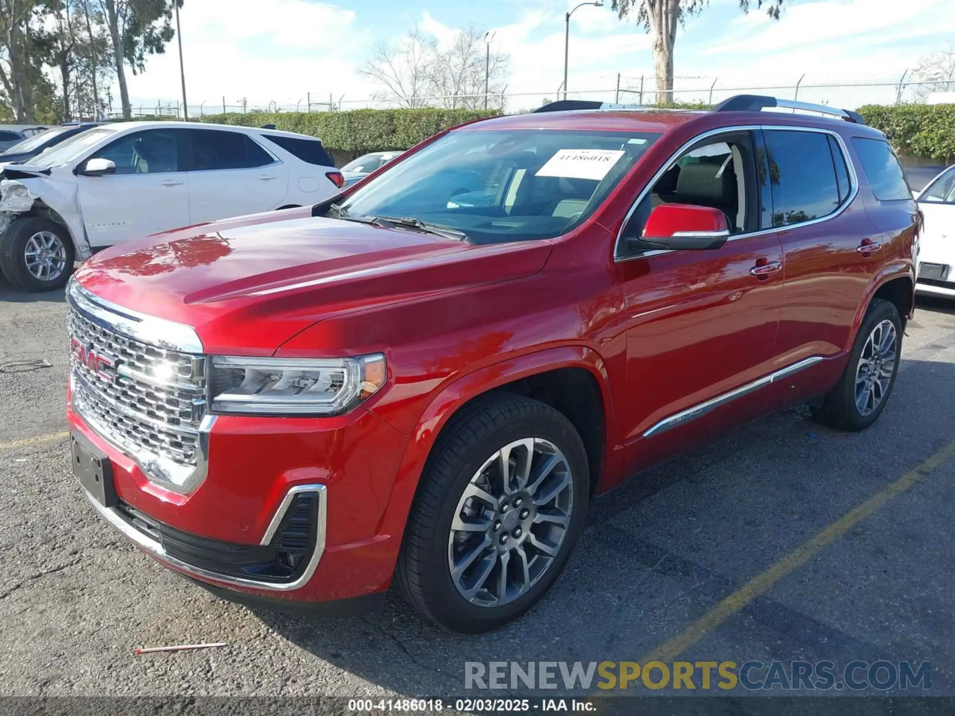 2 Photograph of a damaged car 1GKKNPLS7NZ139033 GMC ACADIA 2022